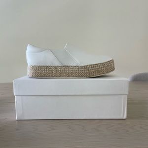 Vince Wilden Platform Slip On Sneakers White Leather size 8